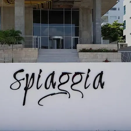 Cerca al Hotel Americas Ctgna Spiaggia Morros Piscina playa *